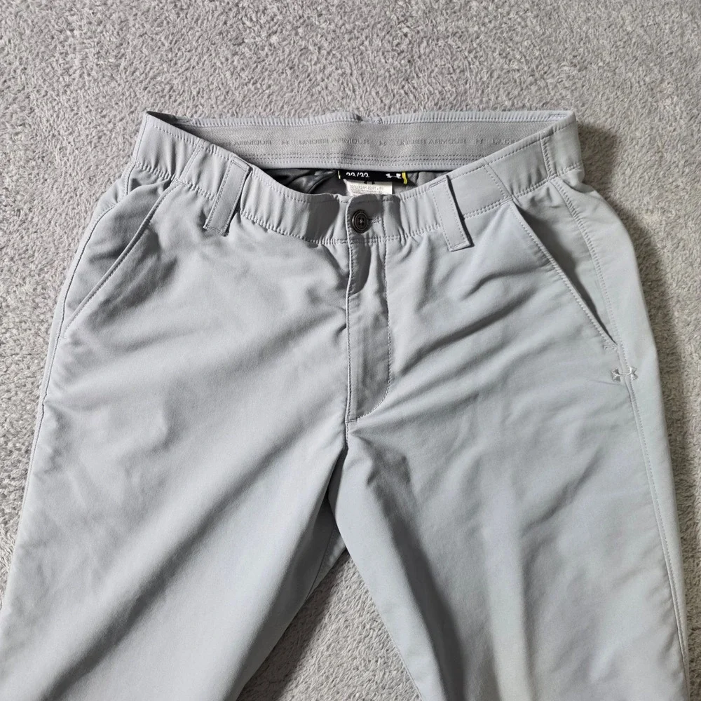 Under Armour Mens 32x32 Golf Pants Gray Loose Fit Performance Flat Front Trouser